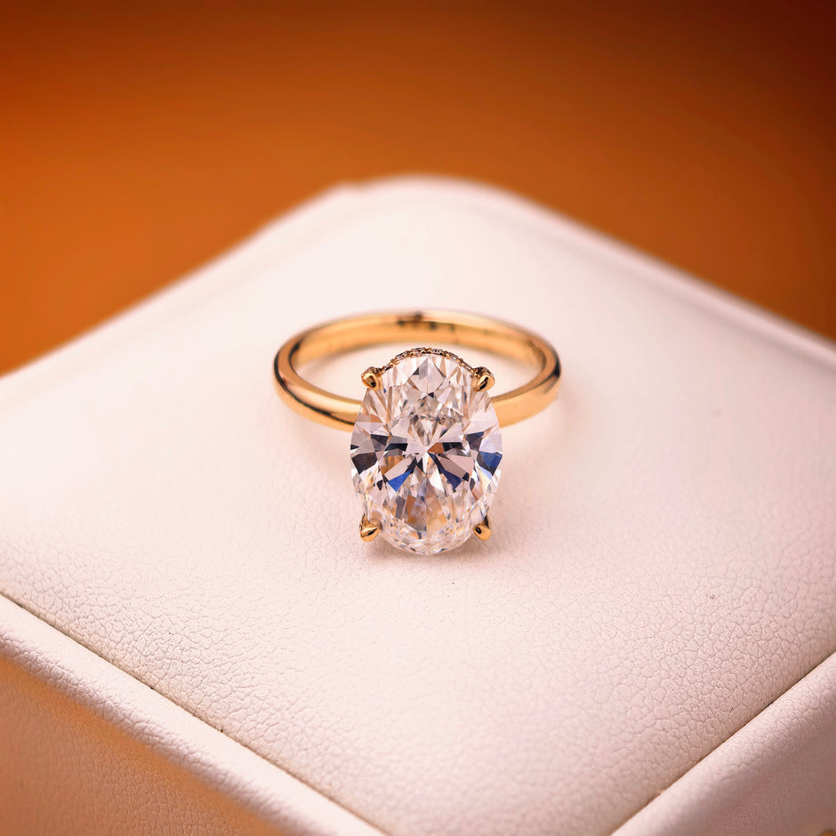 ol004 14k Yellow Gold 5.09 Carat Oval Cut Lab-Grown Diamond E VVS2 Hidden Halo Ring