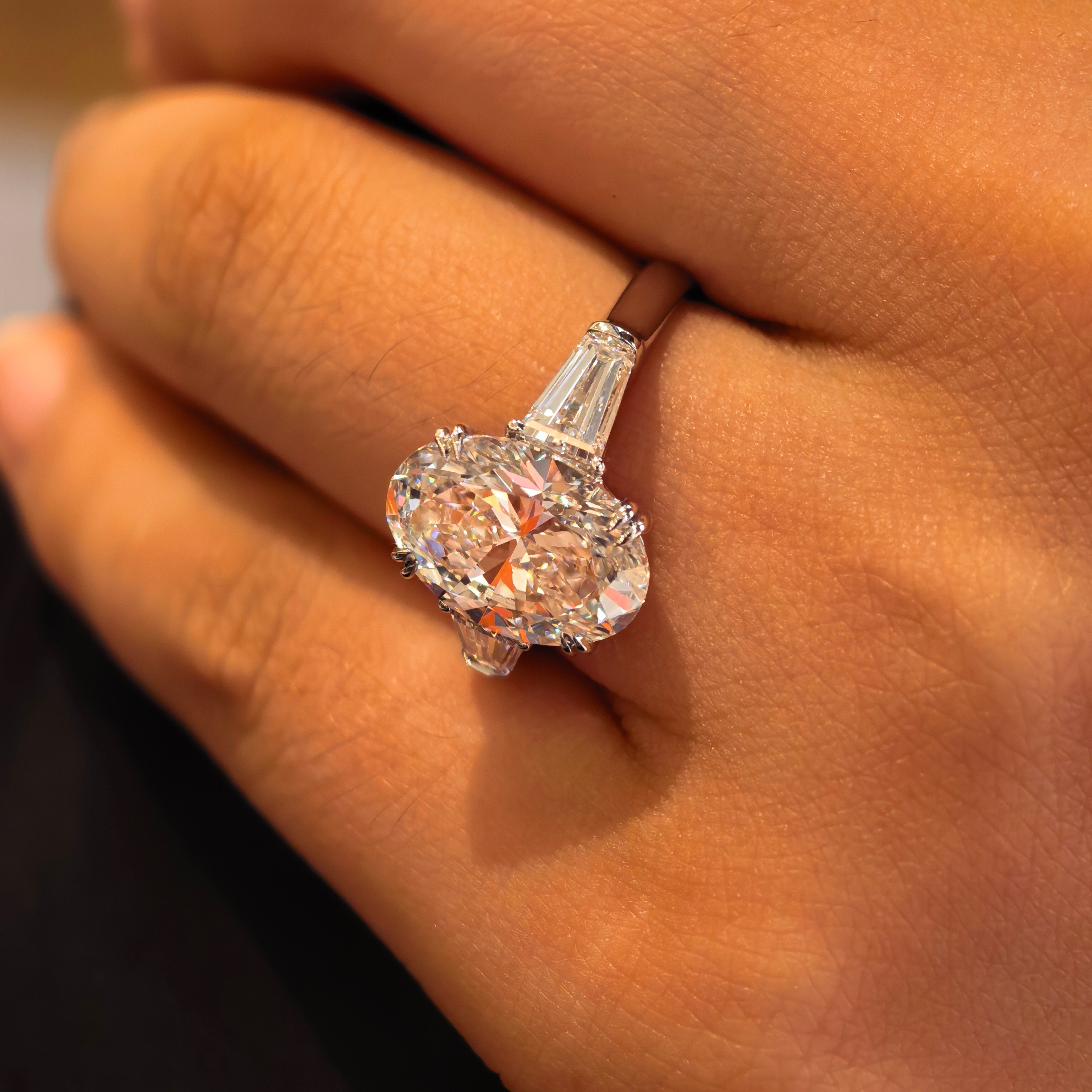 14k Gold 4.03 Carat Oval Cut Lab-Grown Diamond E VVS2 Three-Stone Ring