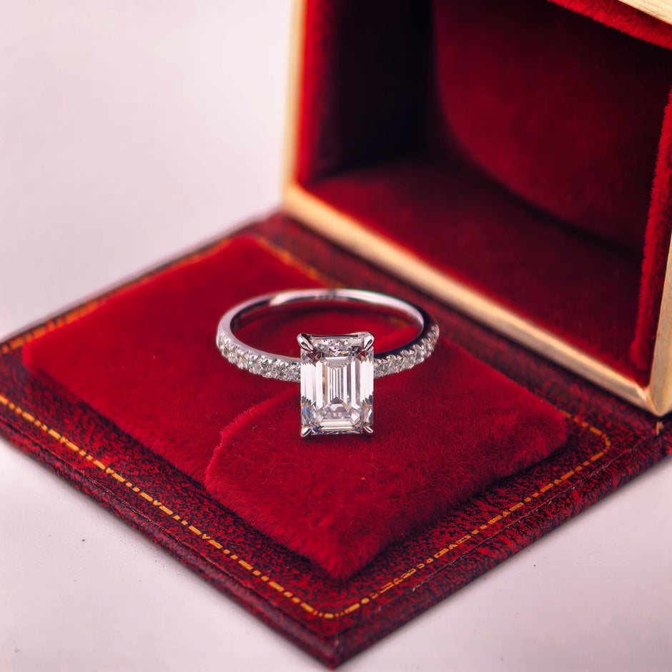 ed004 14K White Gold 2.11 Carat Emerald Cut Lab-Grown Diamond E VVS2 Solitaire Ring