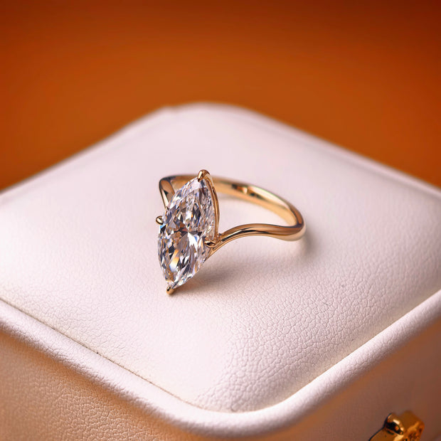 me005 14K Yellow Gold 3.05 Carat Marquise Cut Lab-Grown Diamond E VVS2 Solitaire Ring