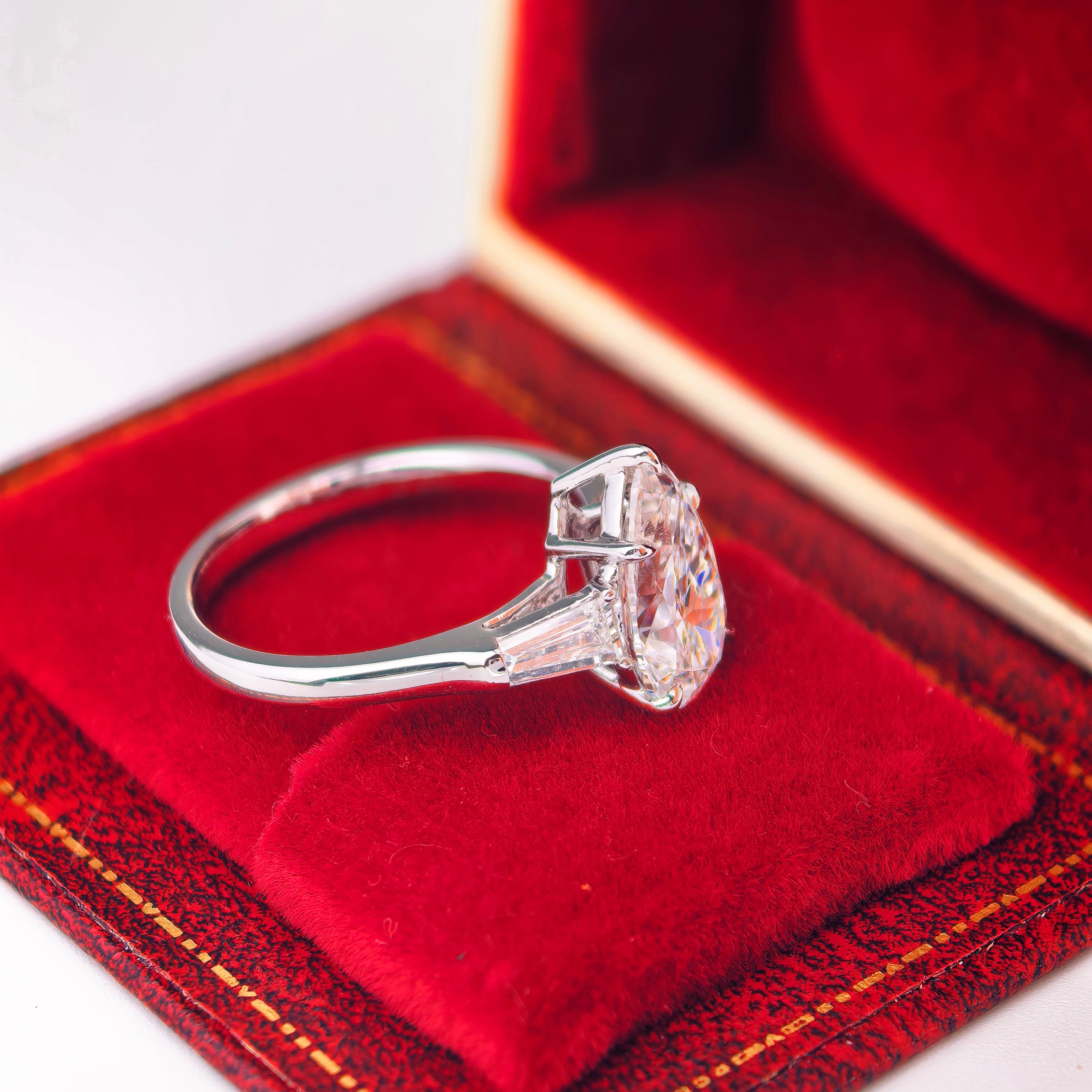 pr002 14K White Gold 2.06 Carat Pear Shape Lab-Grown Diamond E VVS2 Three-Stone Ring
