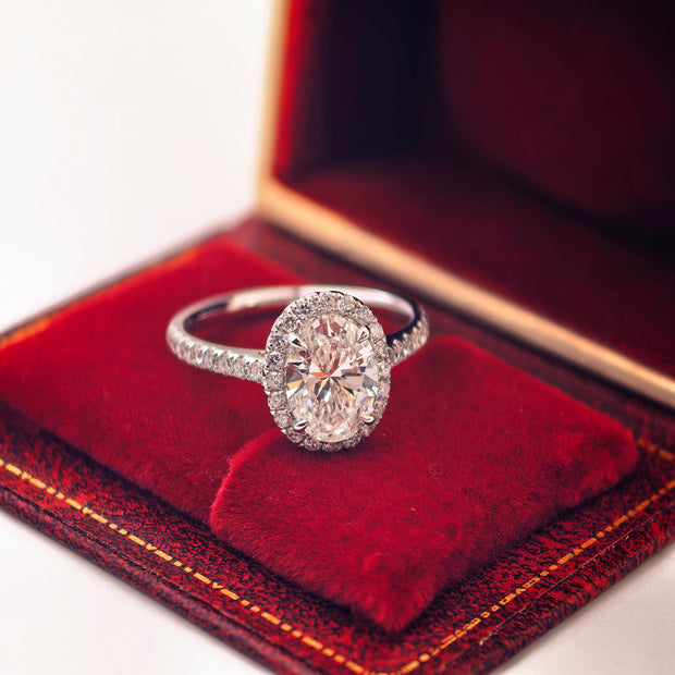 ol001 14K White Gold 1.5 Carat OVAL Lab-Grown Diamond E VVS2 Ring with Diamond Halo Ring