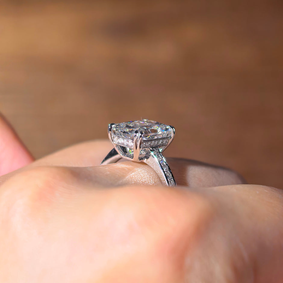 rt001 14K White Gold 3.02 Carat Radiant Cut Lab-Grown Diamond E VVS2 Hidden Halo Ring