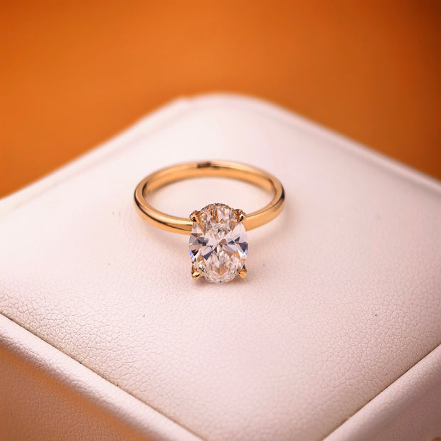 ol005 14K Yellow Gold 2.00 Carat Oval Cut Lab-Grown Diamond E VVS2 Hidden Halo Ring