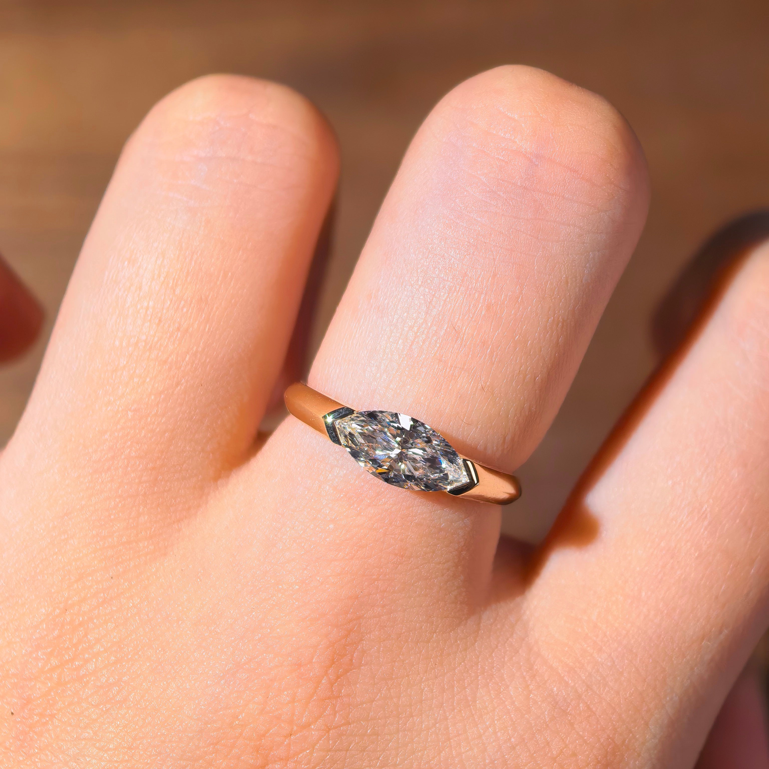 me001 14K Yellow Gold 1.00 Carat Marquise Cut Lab-Grown Diamond E VVS2 Solitaire Ring