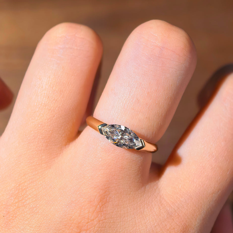 me001 14K Yellow Gold 1.00 Carat Marquise Cut Lab-Grown Diamond E VVS2 Solitaire Ring