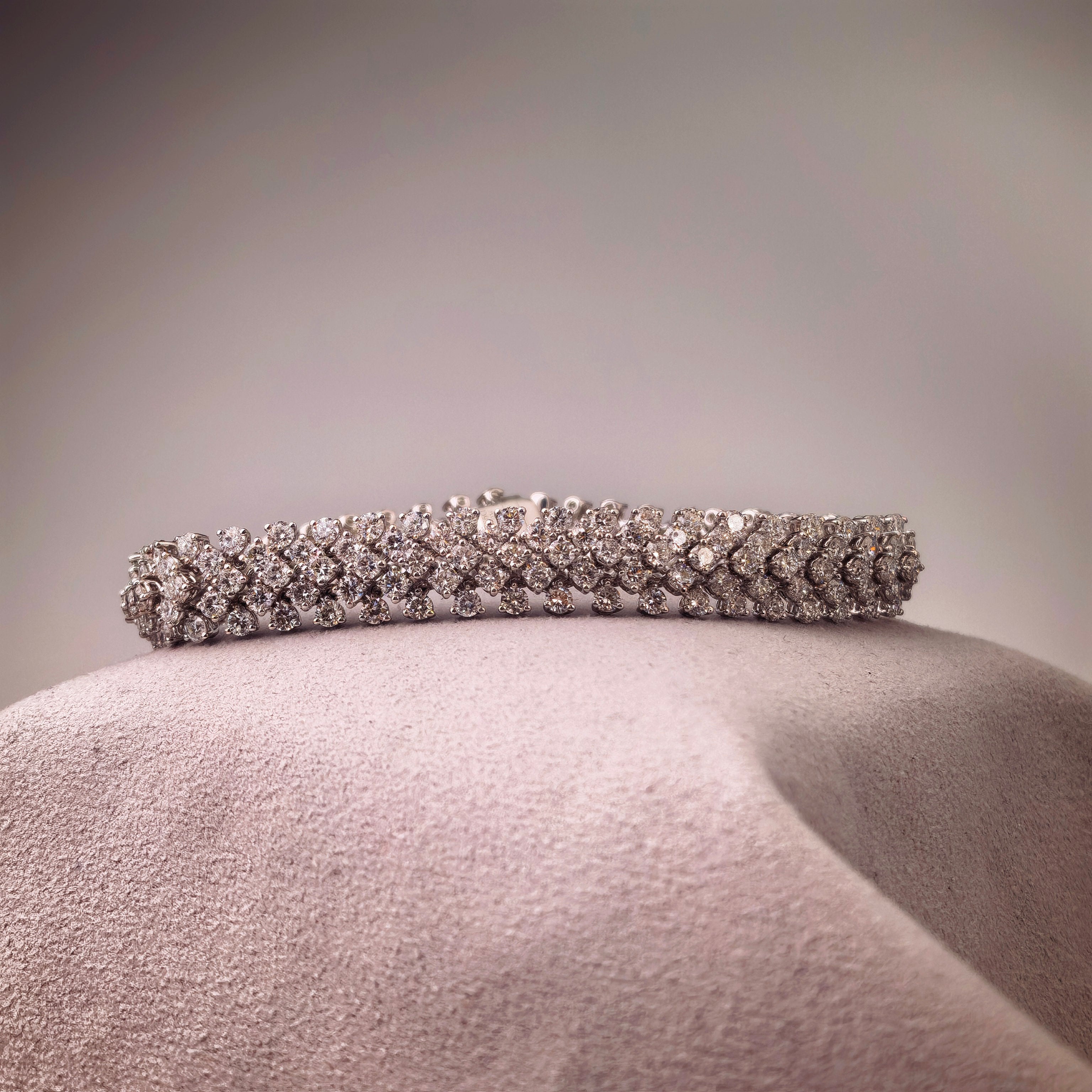 bt1017 14k white gold bracelet T:17.474 D:9.68 ct size16#