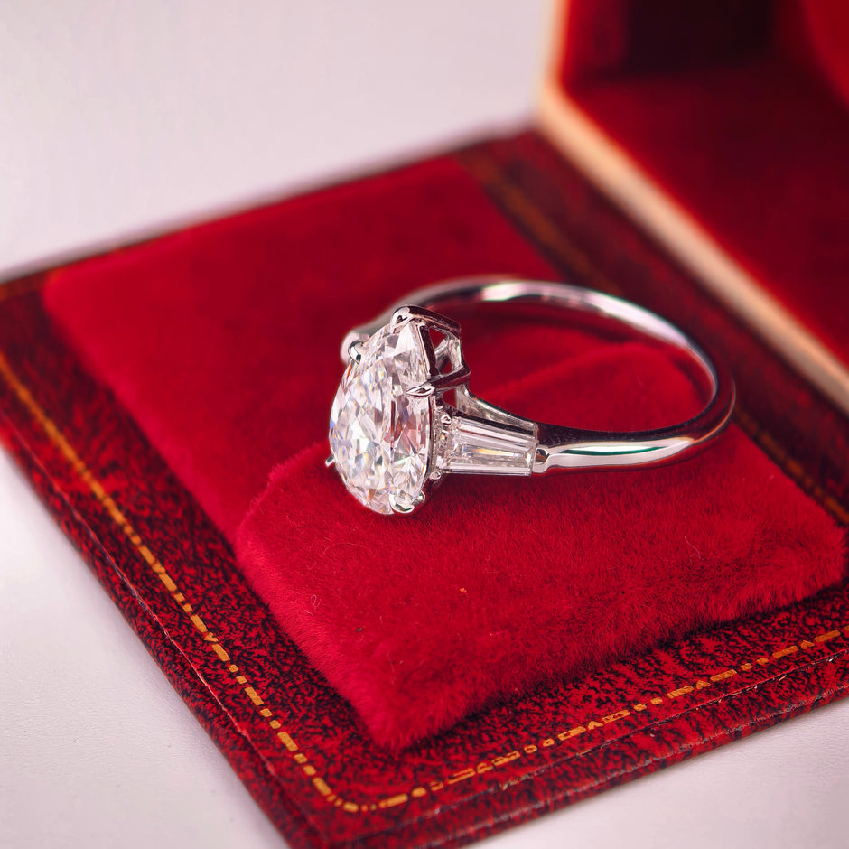 pr002 14K White Gold 2.06 Carat Pear Shape Lab-Grown Diamond E VVS2 Three-Stone Ring