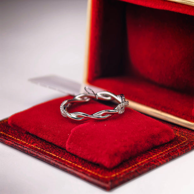 bd004 14k white gold band ring T:1.63g