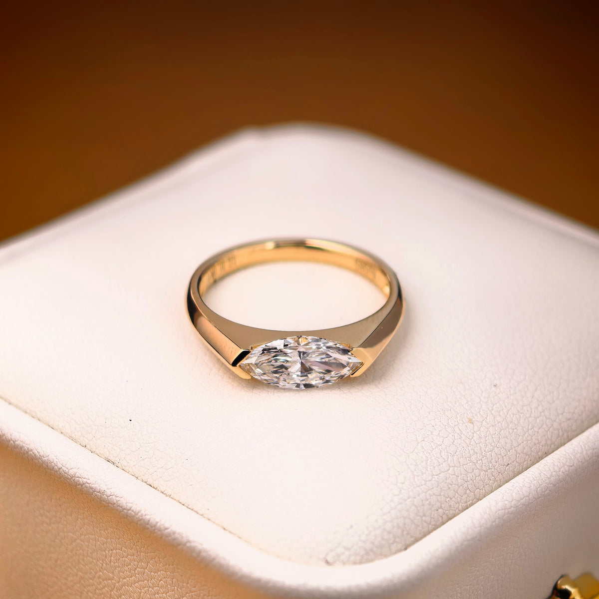 deposit link,private link for pedrohernandez0925,1ct E color VVS2 marquise cut diamond with 14k yellow gold band ring,size 5#