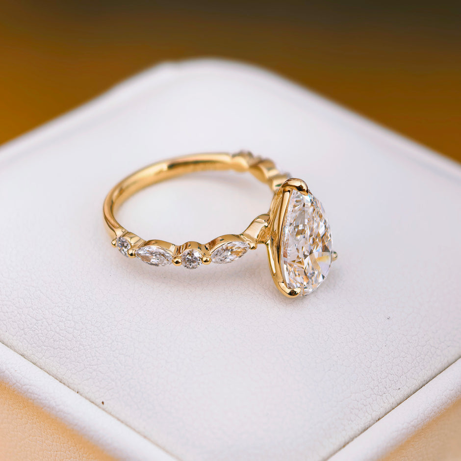 pr005 14K Yellow Gold 3.01 Carat Pear Shape Lab-Grown Diamond E VVS2 Ring with Pear and Round Diamond Side Stones ring