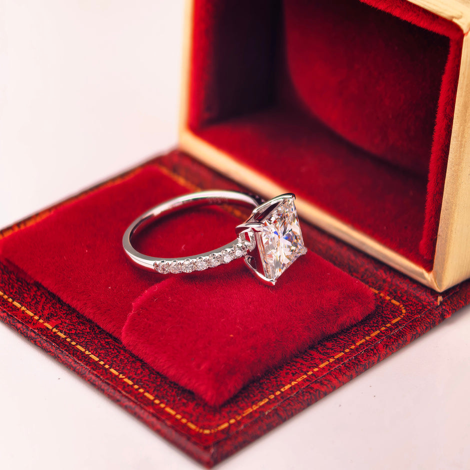 ps003 14K White Gold 3.02 Carat Princess Cut Lab-Grown Diamond E VVS2 Solitaire Ring