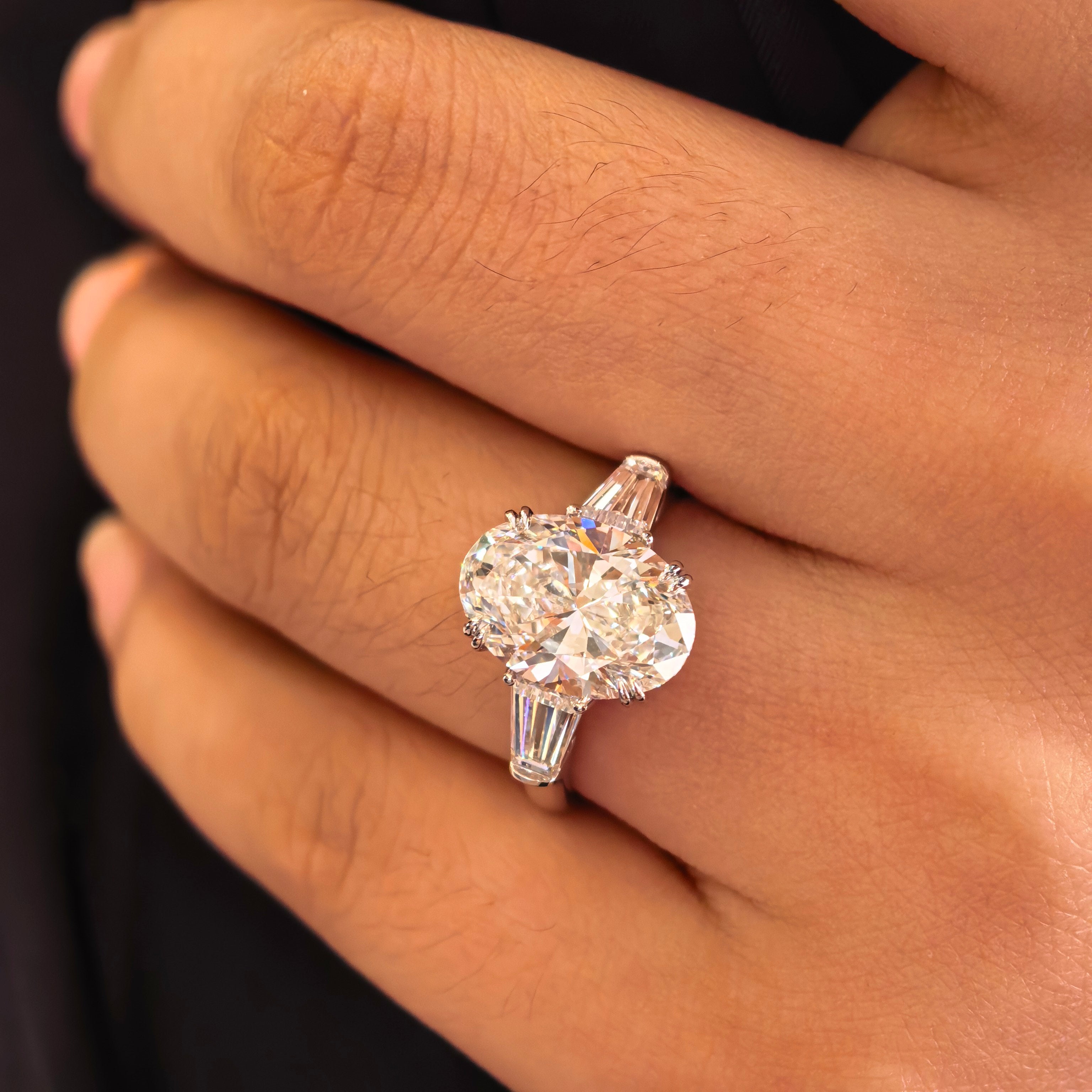 14k Gold 4.03 Carat Oval Cut Lab-Grown Diamond E VVS2 Three-Stone Ring