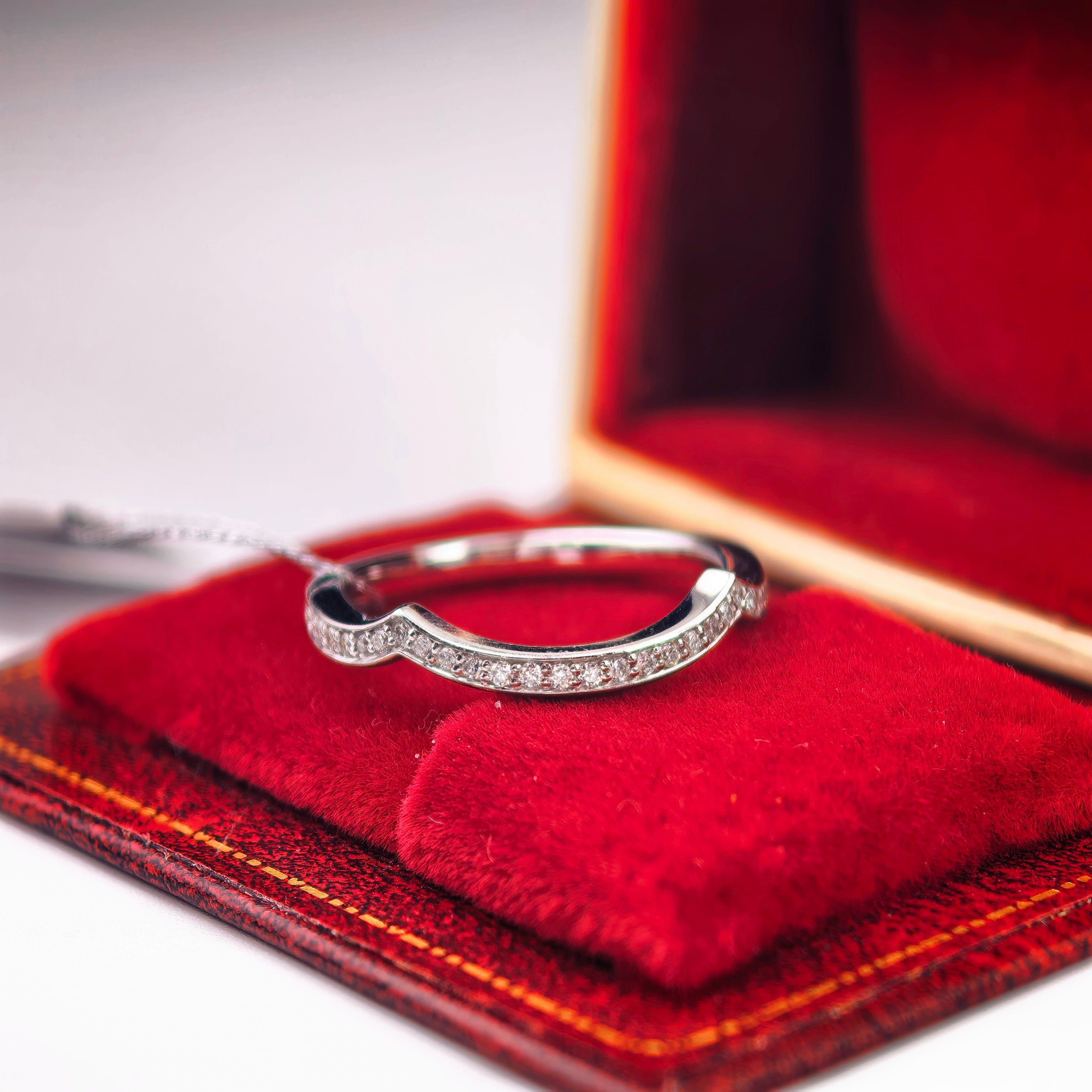 bd001 14k white gold band ring T:2.45