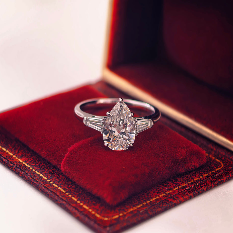 pr002 14K White Gold 2.06 Carat Pear Shape Lab-Grown Diamond E VVS2 Three-Stone Ring