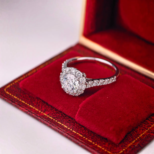 rd003 14K White Gold 1.00 Carat Round Brilliant Cut Lab-Grown Diamond E VVS2 Ring with Diamond Halo
