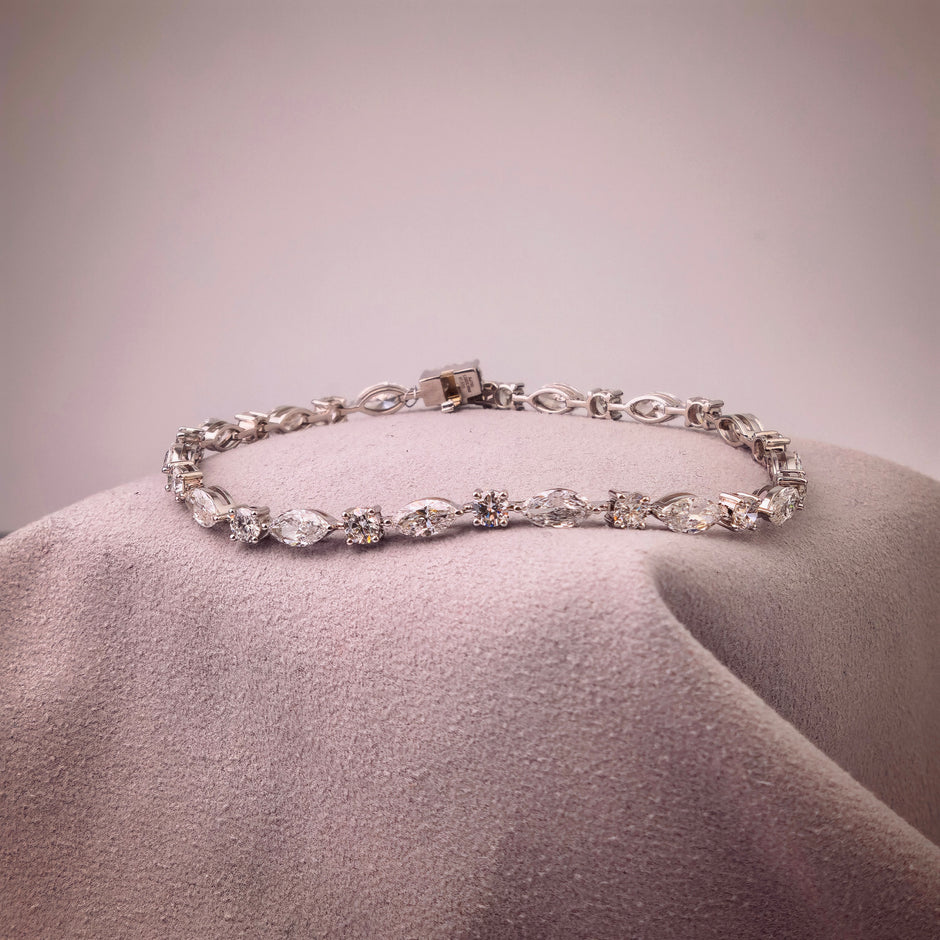 bt1004 14k white gold bracelet T:6.13 D:1.93 ct size17