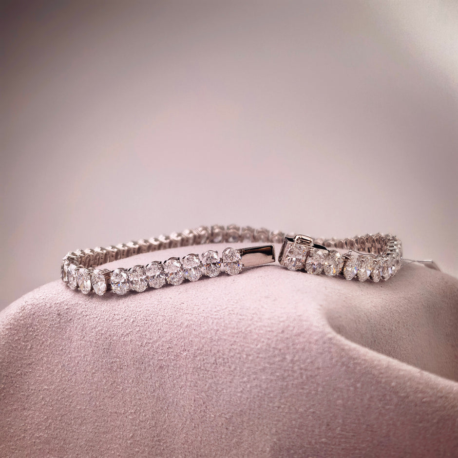 bt1003 14k white gold bracelet T:10.19 D:11.16 ct size16