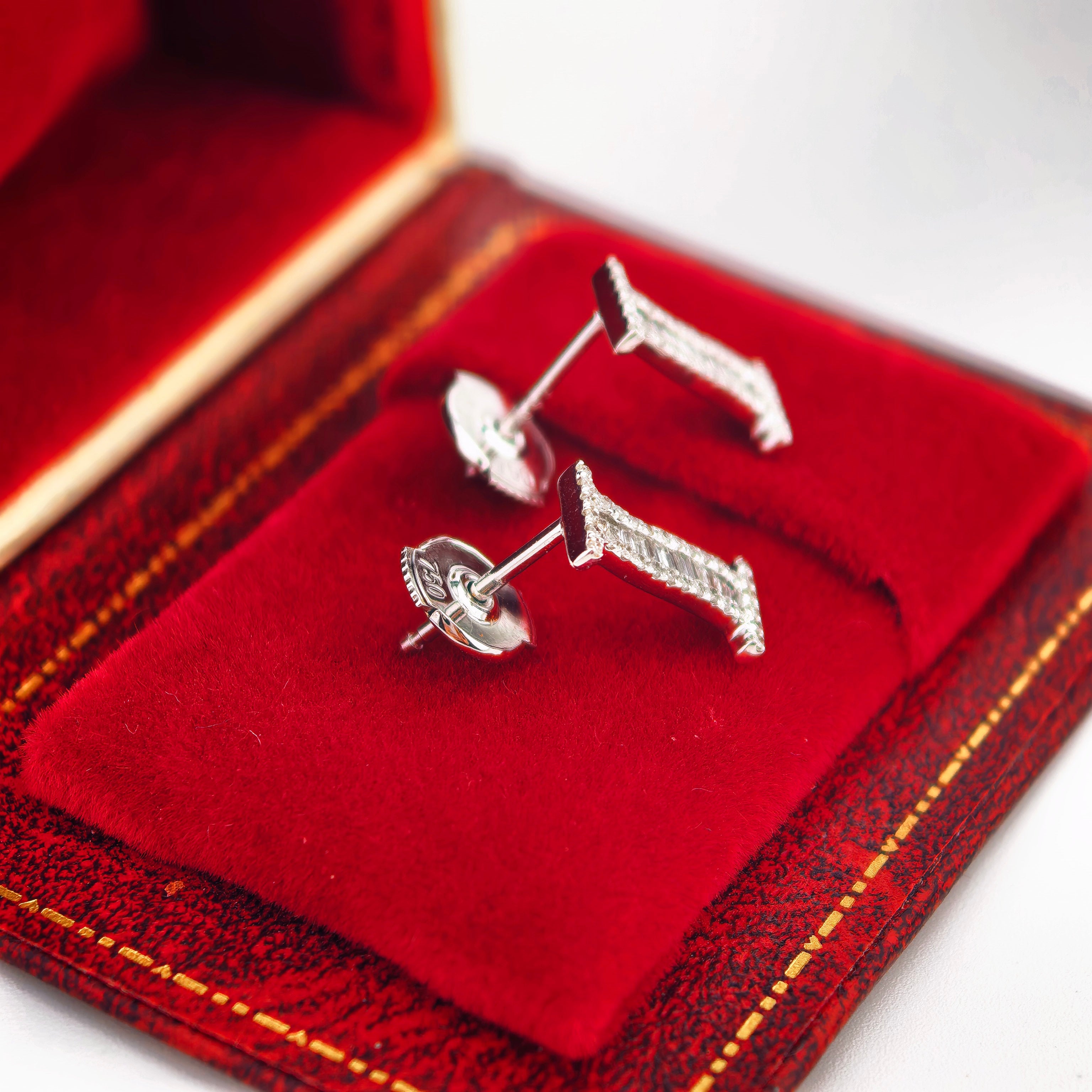 14K White Gold Lab-Grown Diamond Initial I Stud Earrings