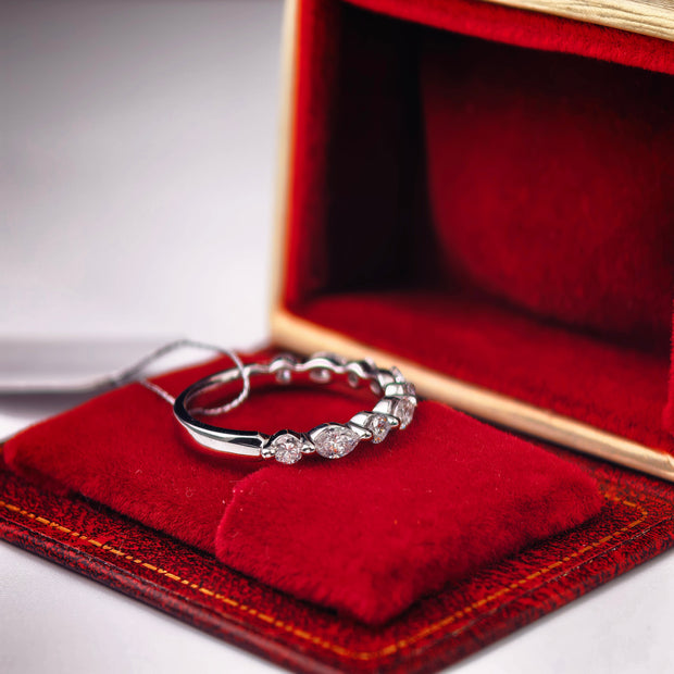 bd005 14k white gold band ring T:2.25g